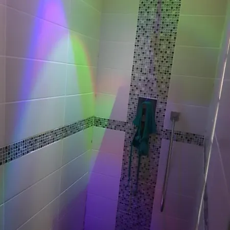 2 Chez L'habitant *